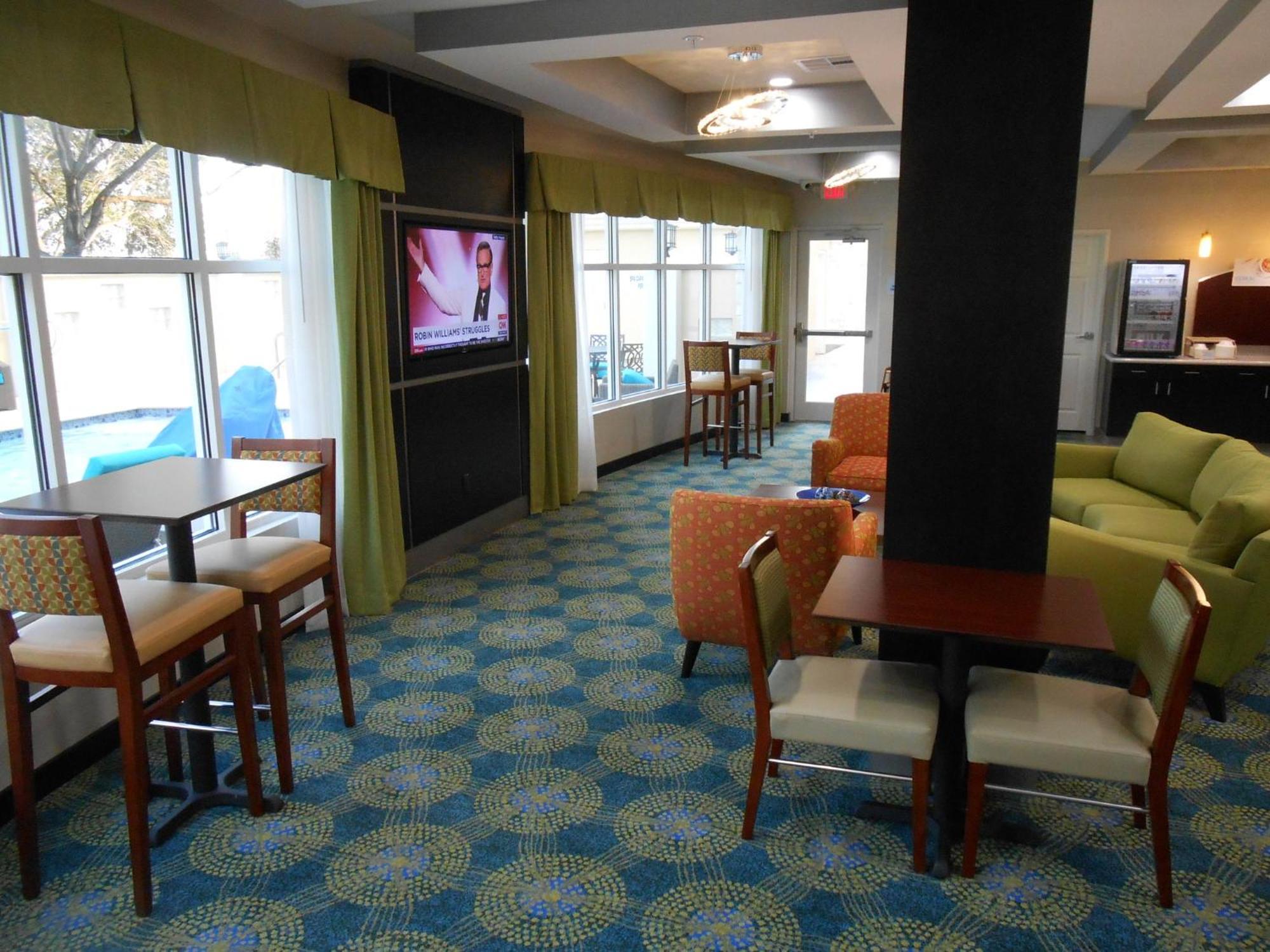 Holiday Inn Express & Suites Houston Northwest-Brookhollow By Ihg מראה חיצוני תמונה