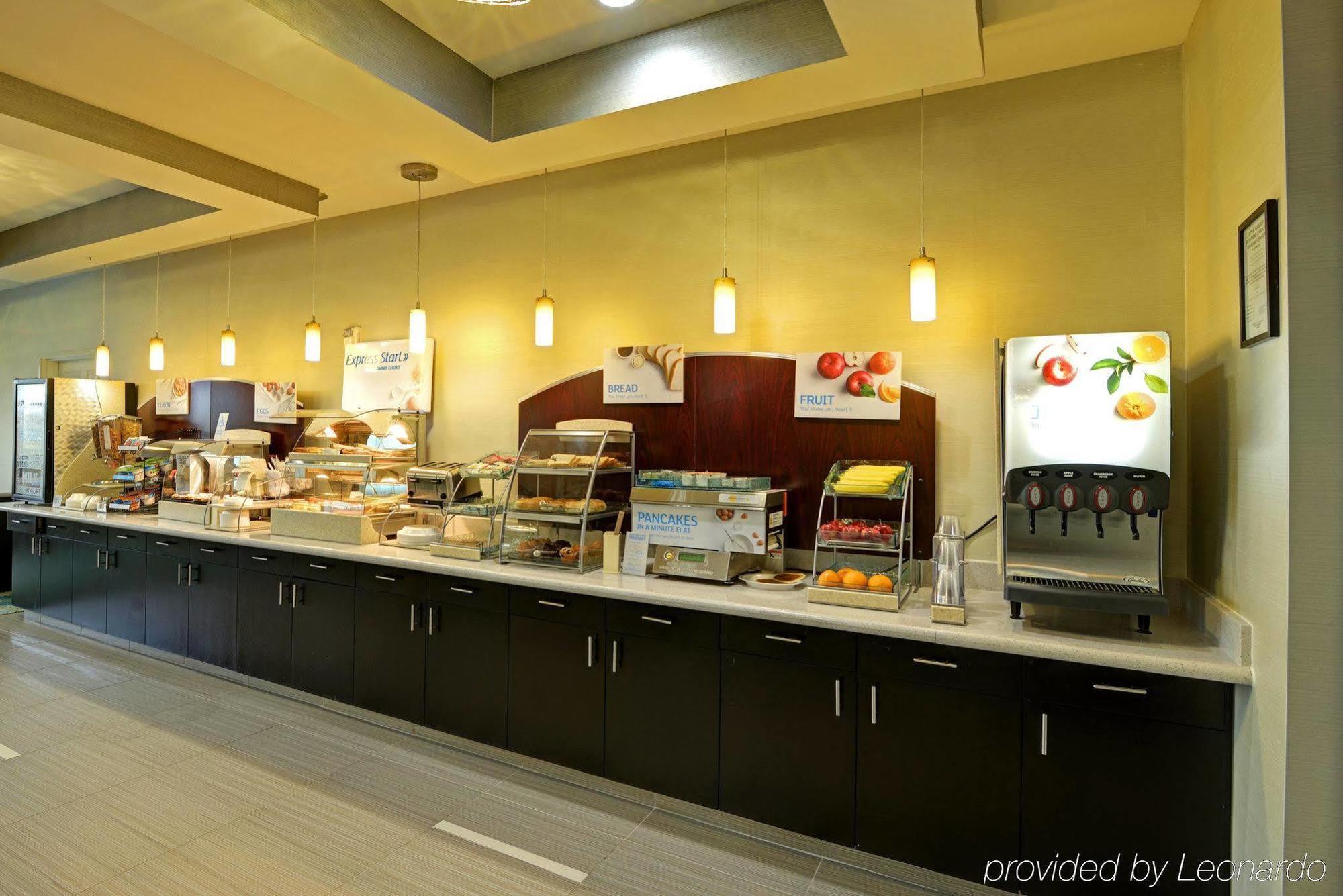 Holiday Inn Express & Suites Houston Northwest-Brookhollow By Ihg מראה חיצוני תמונה